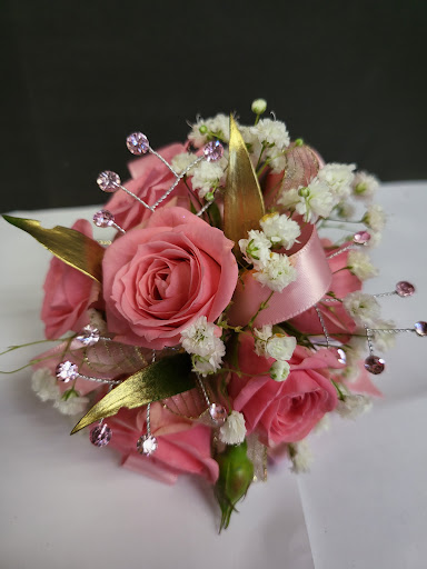 Florist «Foti Flowers At Yuess Gardens», reviews and photos, 406 3rd St, Newburgh, NY 12550, USA