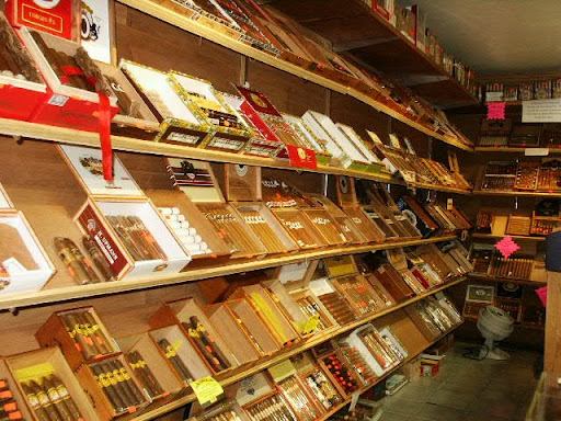 Liquor Store «Wine Barrel Plus», reviews and photos, 30303 Plymouth Rd, Livonia, MI 48150, USA