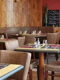 Atmosphère du Restaurant français Les Îles du Cantal à Saint-Flour - n°10