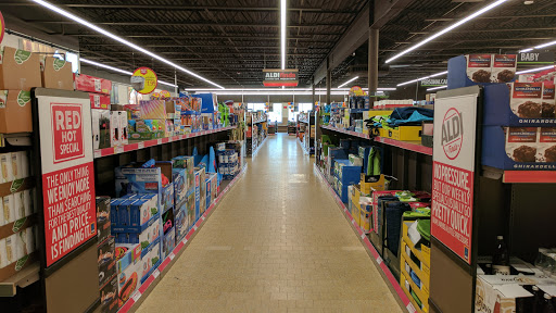 Supermarket «ALDI», reviews and photos, 4833 Oakton St, Skokie, IL 60077, USA