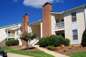 Fox Hollow Apartment Homes image