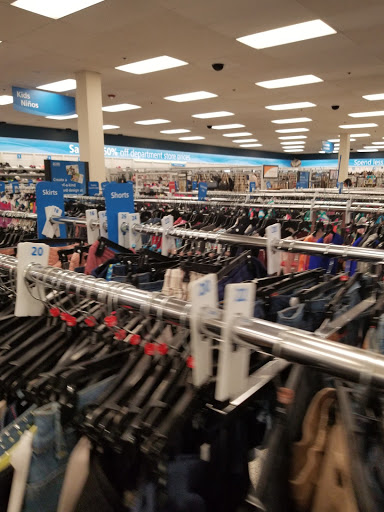 Clothing Store «Ross Dress for Less», reviews and photos, 20519 S Dixie Hwy, Cutler Bay, FL 33189, USA