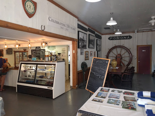 Grocery Store «Butteville General Store», reviews and photos, 10767 Butte St NE, Aurora, OR 97002, USA