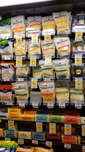 Grocery Store «Safeway», reviews and photos, 1815 4th St, Tillamook, OR 97141, USA