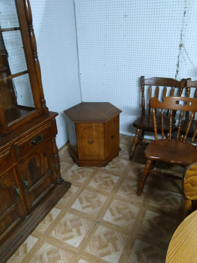 Flea Market «Irvington Flea Market», reviews and photos, 6301 E Washington St, Indianapolis, IN 46219, USA