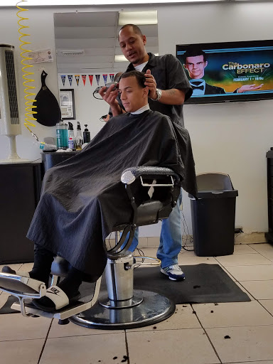 Barber Shop «Perfect Edge Barbershop & Tattoos», reviews and photos, 4015 S West Shore Blvd #4, Tampa, FL 33611, USA