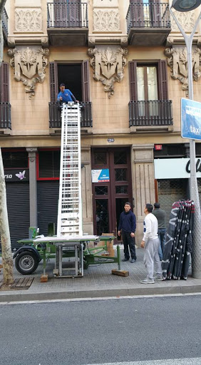 Mudanzas Express Alejandro – (Badalona)