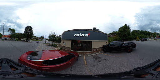Cell Phone Store «Verizon Authorized Retailer – Cellular Sales», reviews and photos, 755 Russ Ave, Waynesville, NC 28786, USA