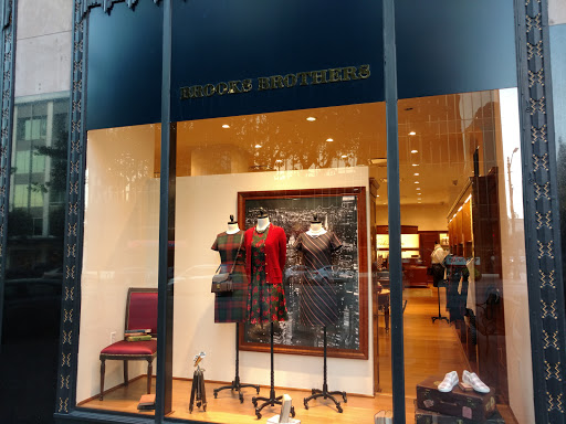 Clothing Store «Brooks Brothers», reviews and photos, 101 W 6th St, Austin, TX 78701, USA