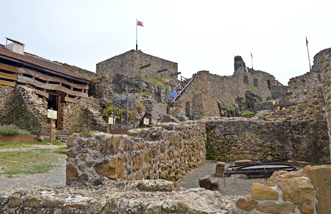 Hozzászólások és értékelések az Szigligeti vár alsó parkolója-ról