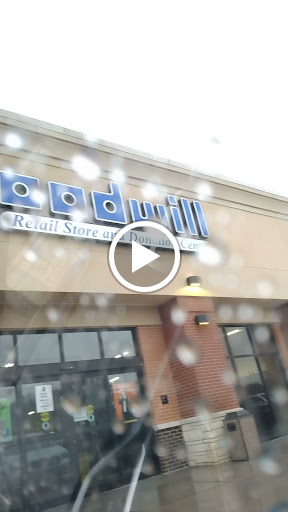 Thrift Store «Goodwill Retail Store of Springfield – Chestnut Crossing», reviews and photos, 425 S Western Ave, Springfield, MO 65802, USA