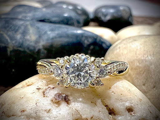 Jewelry Store «Indy Facets Private Jeweler», reviews and photos, 755 W Carmel Dr #116, Carmel, IN 46032, USA