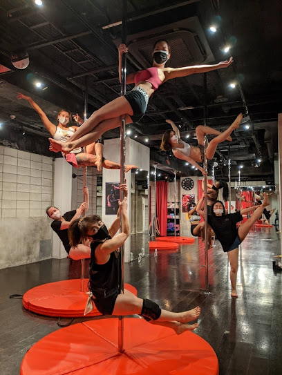 Pole Dance Tokyo ポールダンス東京