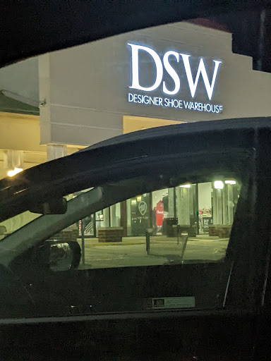 Shoe Store «DSW Designer Shoe Warehouse», reviews and photos, 3889 Medina Rd, Akron, OH 44333, USA