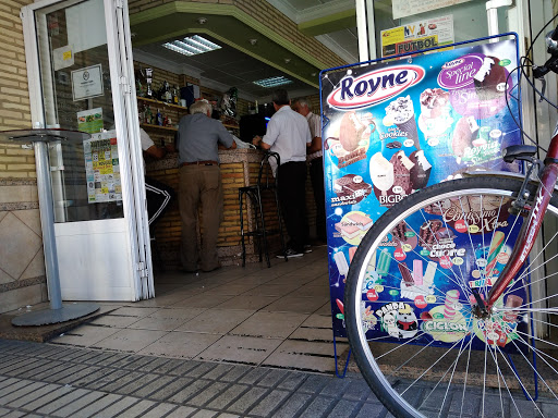 Información y opiniones sobre Bar Cafeteria Oasis de Los Palacios Y Villafranca