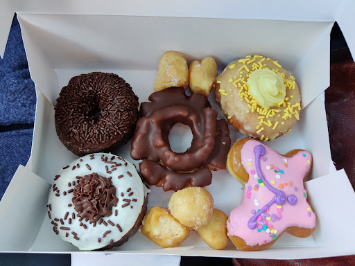 Donut Shop «Yummy Donuts», reviews and photos, 4355 Lovers Ln, Dallas, TX 75225, USA