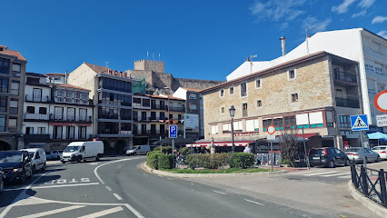 Hotel Boga-Boga - Pl. Mayor del Fuero, No.9, 39540 San Vicente de la Barquera, Cantabria, Spain