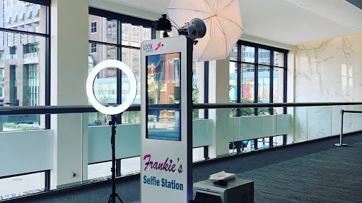 Frankies Selfie Station-A Photo Booth Company image 7