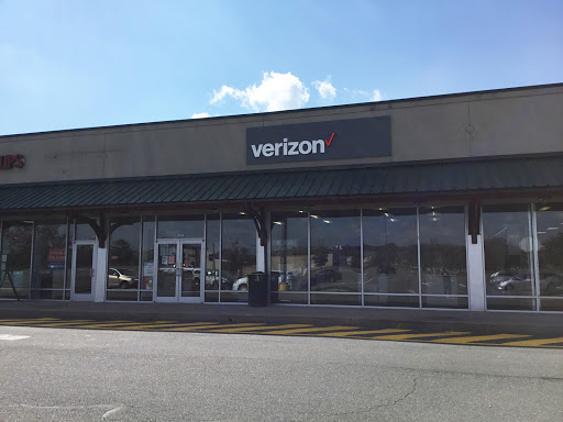 Cell Phone Store «GoWireless Verizon Authorized Retailer», reviews and photos, 244 Crossings Blvd, Elverson, PA 19520, USA