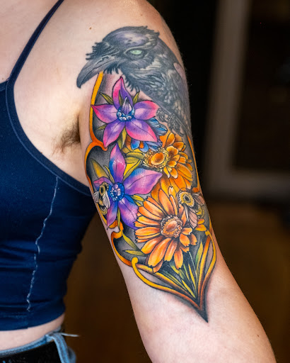 Explore linear tattoos ideas, creative tattoo ideas in Vancouver, available at Hopeless Tattoo & Piercing