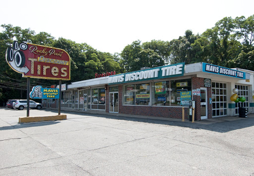 Tire Shop «Mavis Discount Tire», reviews and photos, 678 NY-25A, Rocky Point, NY 11778, USA