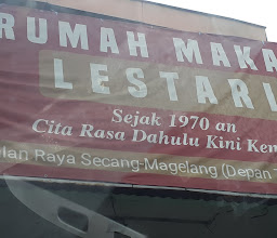 Rumah Makan Lestari photo