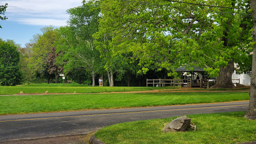 Golf Course «Portland Golf Course», reviews and photos, 169 Bartlett St, Portland, CT 06480, USA