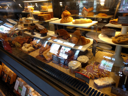 Coffee Shop «Starbucks», reviews and photos, 140 Purcellville Gateway Dr, Purcellville, VA 20132, USA