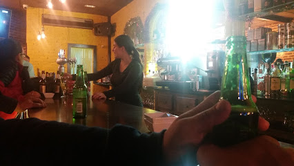 Bar La Yenka - C. el Curato, 1, 33820 Grado, Asturias, Spain