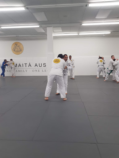 Shopping Mall «Southwood Shopping Center», reviews and photos, 1701 W Ben White Blvd, Austin, TX 78701, USA