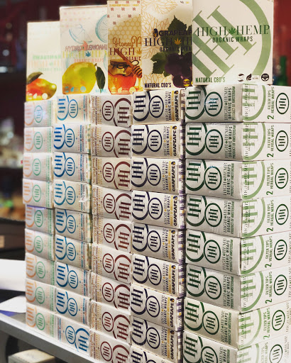 Tobacco Shop «Ipuff Smoke Shop», reviews and photos, 241 Harrison Ave, Garfield, NJ 07026, USA