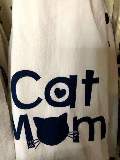 Pet Supply Store «Lazy Creek Discount Pet Food & Supplies», reviews and photos, 351 E Church St, Leesville, SC 29070, USA