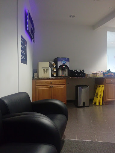 Volkswagen Dealer «DCH Volkswagen of Freehold», reviews and photos, 4360 U.S. 9, Freehold, NJ 07728, USA