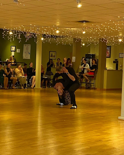 Dance School «Arthur Murray Franchised Dance Studio of Rochester», reviews and photos, 3400 Monroe Ave #13, Rochester, NY 14618, USA