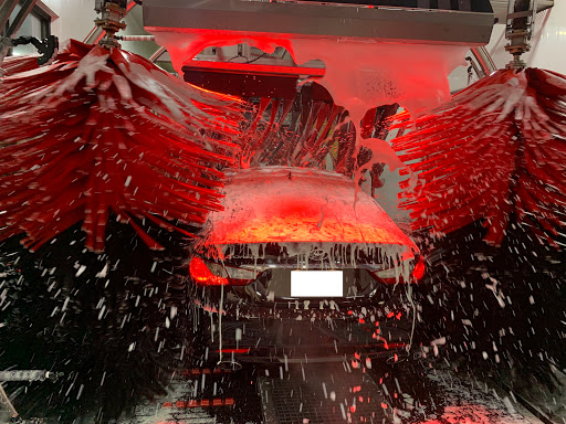 Car Wash «Oasis Express Car Wash & Leavesley Chevron Gas», reviews and photos, 401 Leavesley Rd, Gilroy, CA 95020, USA