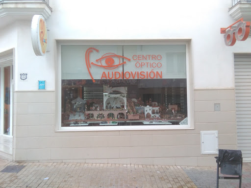 Centro Óptico Audiovisión en Huelma, Jaén