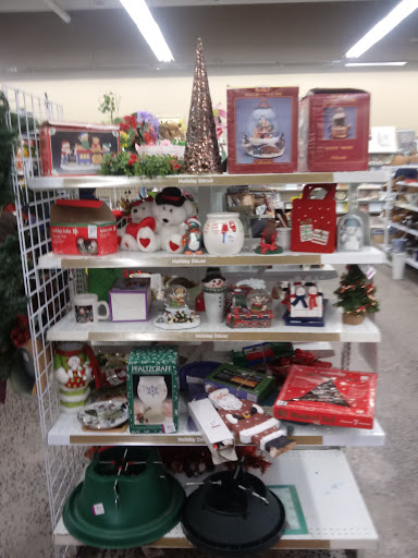 Thrift Store «Savers», reviews and photos