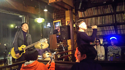 パラノイア 〜Music Bar Paranoia〜