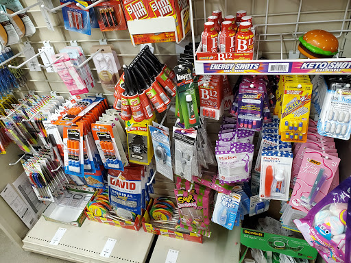 Dollar Store «Dollar Tree», reviews and photos, 918 E New York St #130, Aurora, IL 60505, USA