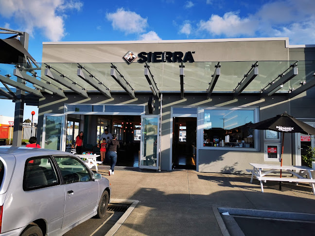 Comments and reviews of Sierra Cafe Beachlands.