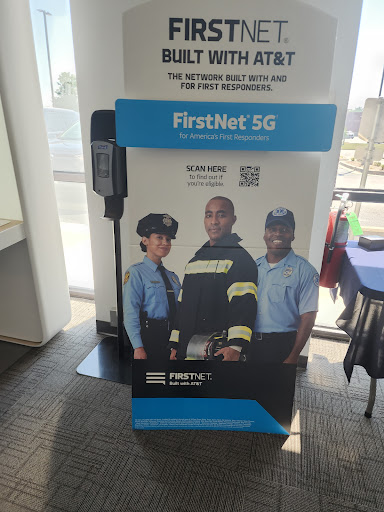 Cell Phone Store «AT&T», reviews and photos, 5840 Belleville Crossing St, Belleville, IL 62226, USA