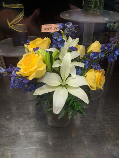 Florist «Tucker Flower Shop», reviews and photos, 2249 Idlewood Rd, Tucker, GA 30084, USA
