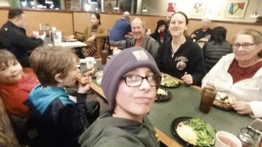 Pizza Restaurant «Round Table Pizza», reviews and photos, 10389 SE 82nd Ave, Happy Valley, OR 97086, USA