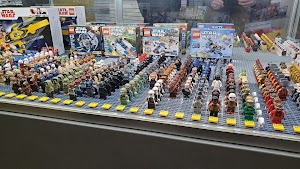 Bricks & Minifigs - photo 27