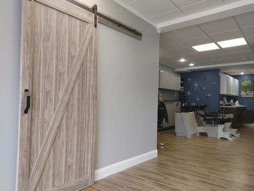 Beauty Salon «Blonde & Beyond the Hair Salon», reviews and photos, 857 Marion Ave, Plantsville, CT 06479, USA