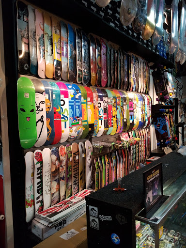 Clothing Store «Zumiez», reviews and photos, 14697 Delaware St #600, Westminster, CO 80020, USA