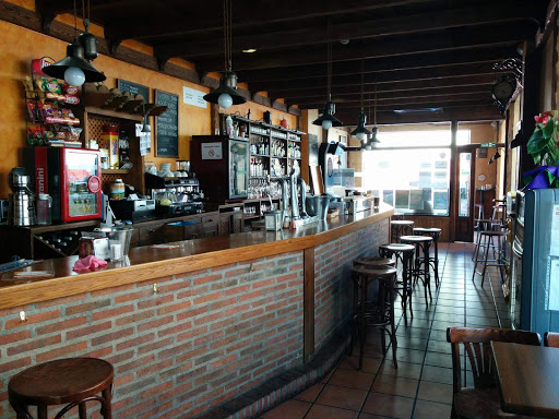 Información y opiniones sobre La Taberna Cazurra de León