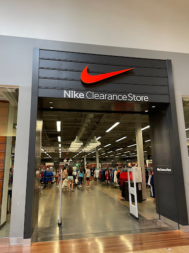 Sporting Goods Store «Nike Factory Store», reviews and photos, 3000 Grapevine Mills Pkwy #611, Grapevine, TX 76051, USA