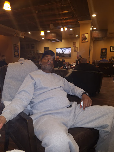 Cigar Shop «Slow Burns Cigar Shoppe & Smoking Lounge», reviews and photos, 701 Frederick Rd, Catonsville, MD 21228, USA