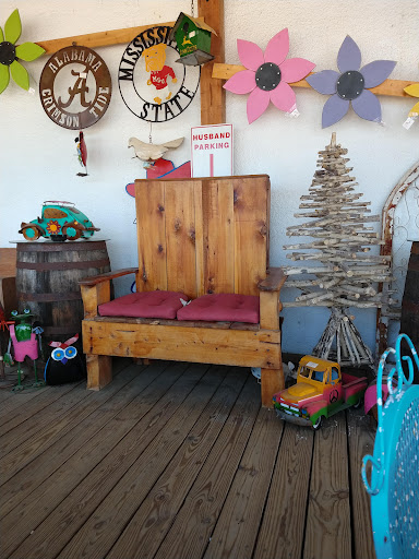 Antique Store «Levee Street Market Place», reviews and photos, 1001 Levee St, Vicksburg, MS 39183, USA